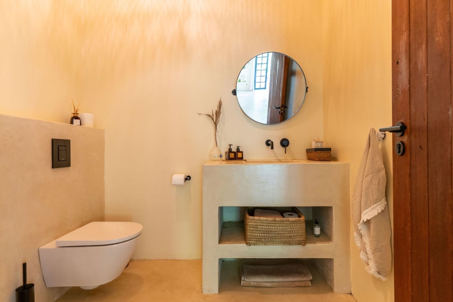 6 Bedroom Property for Sale in Hout Bay Western Cape